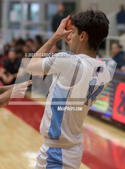 Thumbnail 2 in Summer Creek vs Paetow (McDonald's Texas Invitational) photogallery.