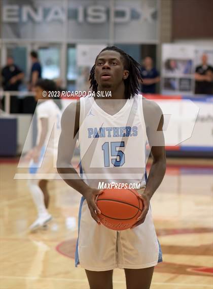 Thumbnail 1 in Summer Creek vs Paetow (McDonald's Texas Invitational) photogallery.