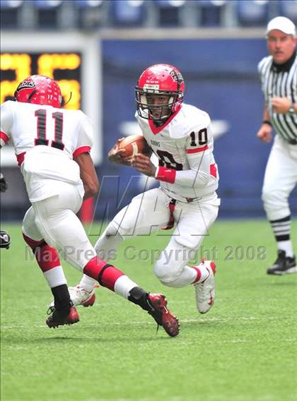 Thumbnail 2 in Cedar Hill vs. Wylie (Class 5A, Division II, Region 1 Quarterfinal) photogallery.