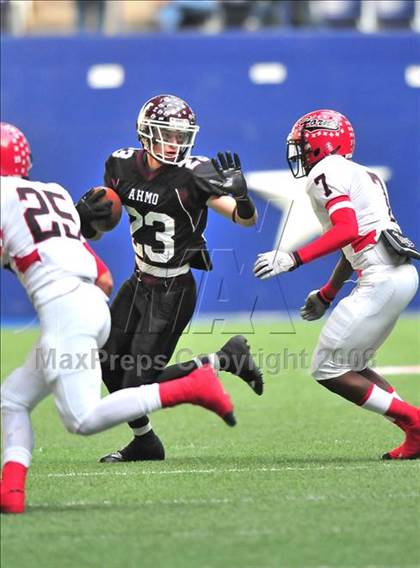 Thumbnail 2 in Cedar Hill vs. Wylie (Class 5A, Division II, Region 1 Quarterfinal) photogallery.