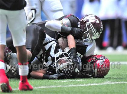 Thumbnail 2 in Cedar Hill vs. Wylie (Class 5A, Division II, Region 1 Quarterfinal) photogallery.