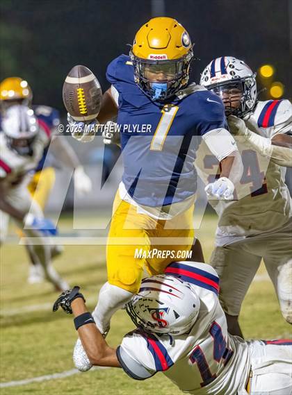 Thumbnail 2 in Terry Sanford @ Cape Fear photogallery.