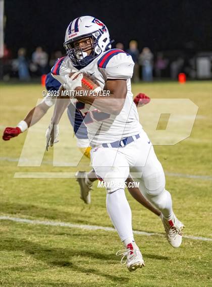 Thumbnail 2 in Terry Sanford @ Cape Fear photogallery.