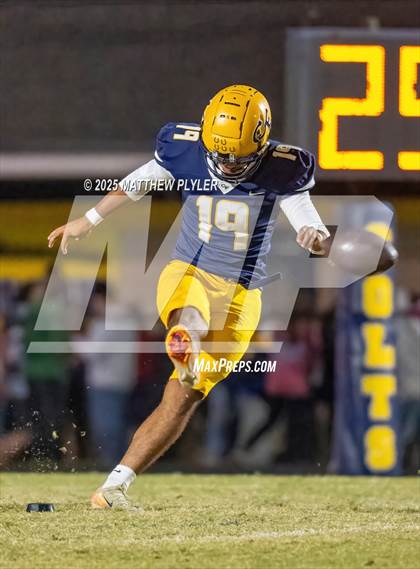 Thumbnail 2 in Terry Sanford @ Cape Fear photogallery.