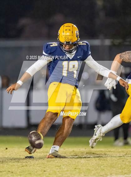 Thumbnail 3 in Terry Sanford @ Cape Fear photogallery.