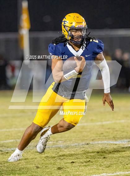 Thumbnail 2 in Terry Sanford @ Cape Fear photogallery.