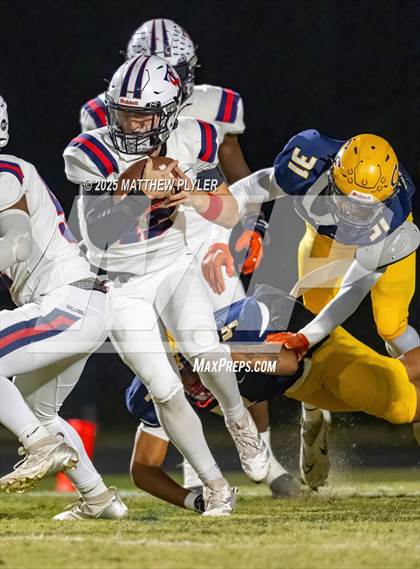 Thumbnail 2 in Terry Sanford @ Cape Fear photogallery.