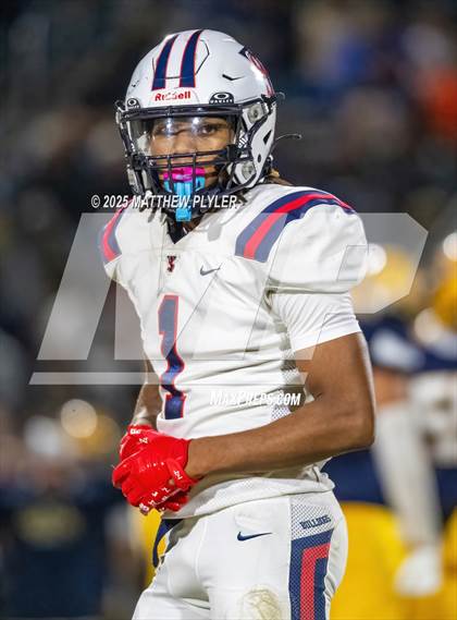 Thumbnail 1 in Terry Sanford @ Cape Fear photogallery.