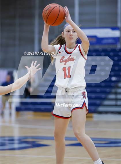 Thumbnail 2 in South Iron vs Olathe North (Sophie Cunningham Classic) photogallery.