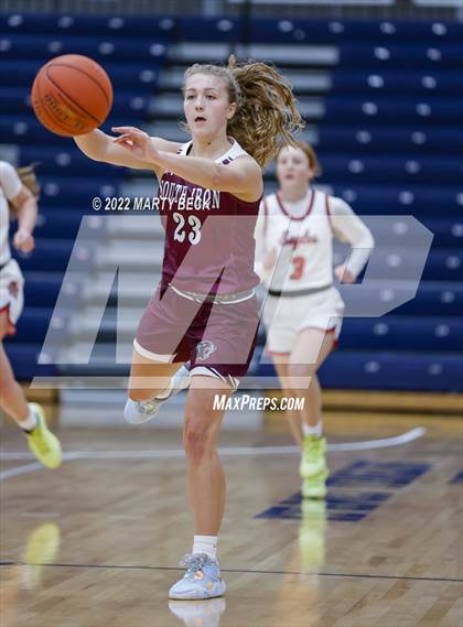 Thumbnail 1 in South Iron vs Olathe North (Sophie Cunningham Classic) photogallery.