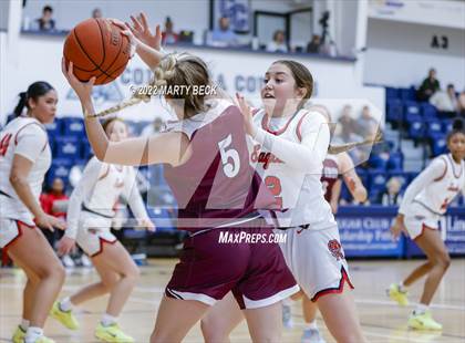 Thumbnail 2 in South Iron vs Olathe North (Sophie Cunningham Classic) photogallery.