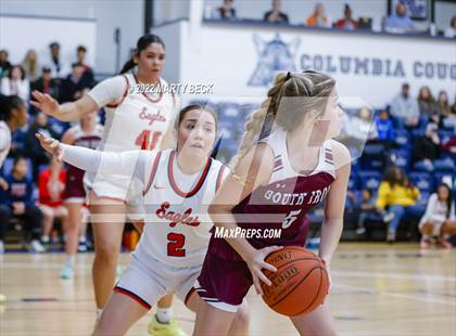 Thumbnail 1 in South Iron vs Olathe North (Sophie Cunningham Classic) photogallery.