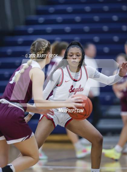 Thumbnail 1 in South Iron vs Olathe North (Sophie Cunningham Classic) photogallery.