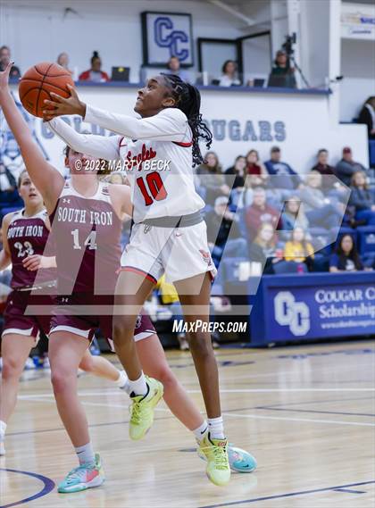 Thumbnail 2 in South Iron vs Olathe North (Sophie Cunningham Classic) photogallery.