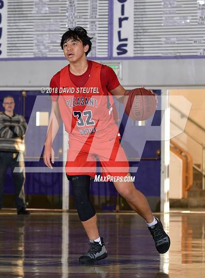 Thumbnail 3 in Pleasant Grove vs. Folsom (St. Hope Elite Classic) photogallery.