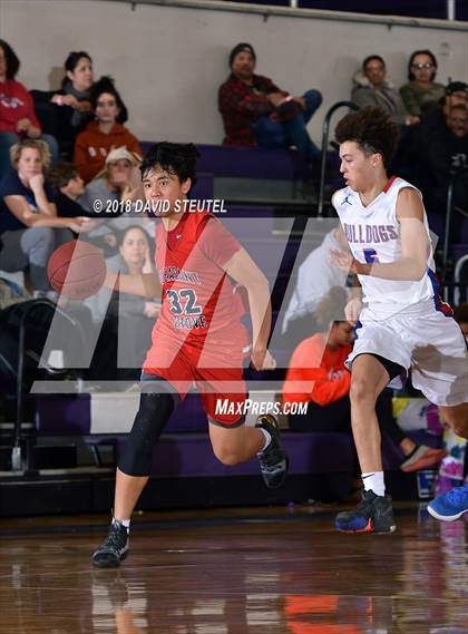 Thumbnail 2 in Pleasant Grove vs. Folsom (St. Hope Elite Classic) photogallery.