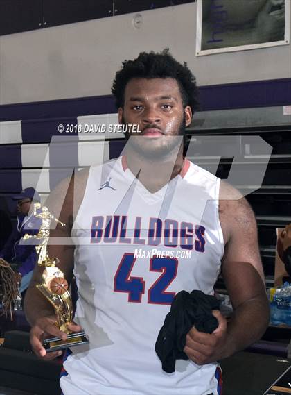 Thumbnail 3 in Pleasant Grove vs. Folsom (St. Hope Elite Classic) photogallery.