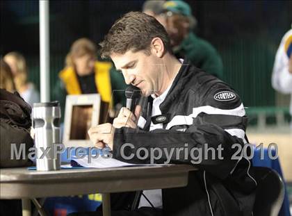 Thumbnail 3 in Birmingham vs Cleveland (CIF LA City Section Championship - Final) photogallery.