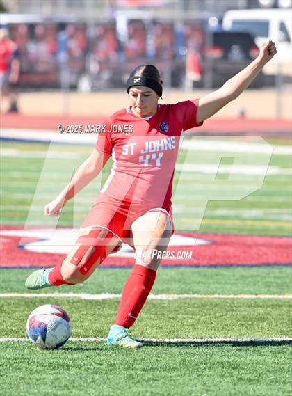 Thumbnail 3 in Northland Prep Academy vs. St. Johns (AIA 1A Final) photogallery.