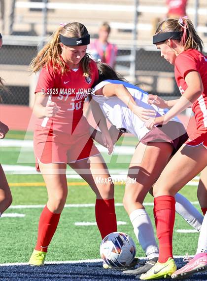 Thumbnail 3 in Northland Prep Academy vs. St. Johns (AIA 1A Final) photogallery.