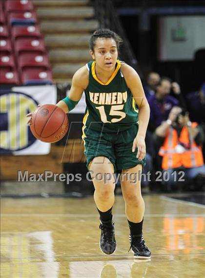Thumbnail 1 in Berkeley vs. Kennedy (CIF D1 NorCal Regional Final) photogallery.