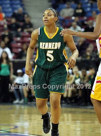 Thumbnail 1 in Berkeley vs. Kennedy (CIF D1 NorCal Regional Final) photogallery.