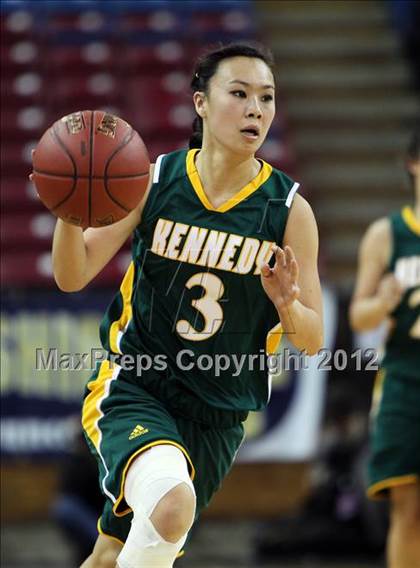 Thumbnail 1 in Berkeley vs. Kennedy (CIF D1 NorCal Regional Final) photogallery.