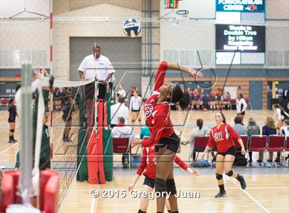 Thumbnail 3 in Catholic of Pointe Coupee vs McGehee (LHSAA Division V Quarterfinal) photogallery.