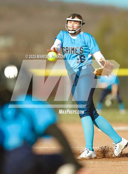 Thumbnail 1 in Bishop Grimes vs Tully photogallery.