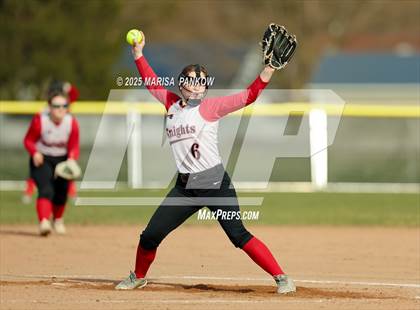 Thumbnail 3 in Bishop Grimes vs Tully photogallery.