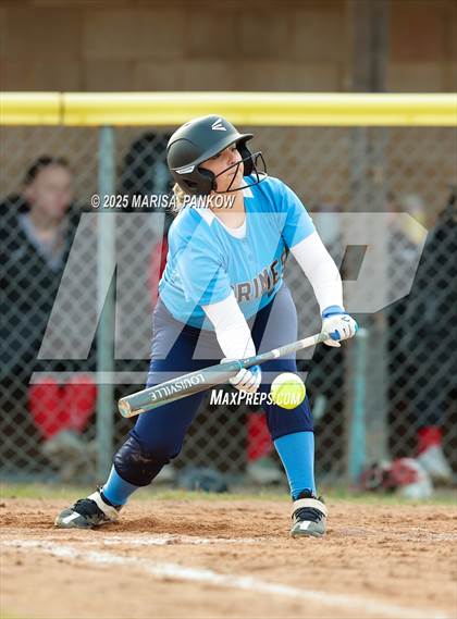 Thumbnail 3 in Bishop Grimes vs Tully photogallery.