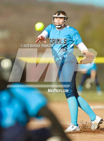 Thumbnail 2 in Bishop Grimes vs Tully photogallery.