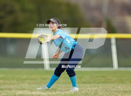 Thumbnail 2 in Bishop Grimes vs Tully photogallery.