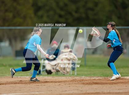 Thumbnail 1 in Bishop Grimes vs Tully photogallery.