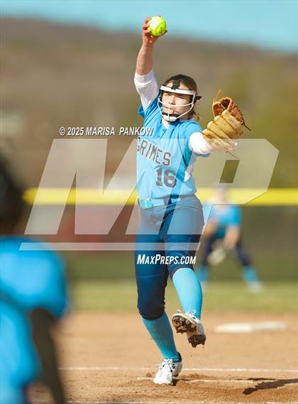 Thumbnail 3 in Bishop Grimes vs Tully photogallery.