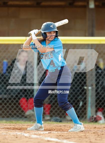 Thumbnail 1 in Bishop Grimes vs Tully photogallery.