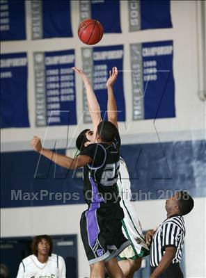 Thumbnail 3 in Franklin vs. Rio Americano (Hoops for the Homeless Families Classic photogallery.