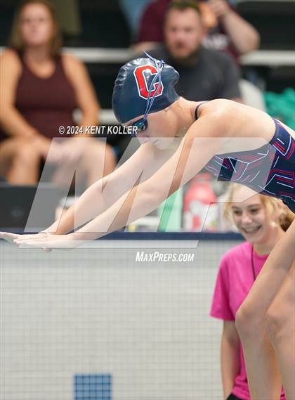Thumbnail 2 in Sterling Heights Stevenson vs. Cousino (Titan Relays) photogallery.