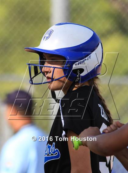 Thumbnail 2 in San Dimas vs Diamond Ranch photogallery.