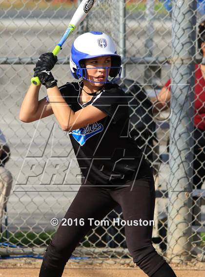 Thumbnail 2 in San Dimas vs Diamond Ranch photogallery.