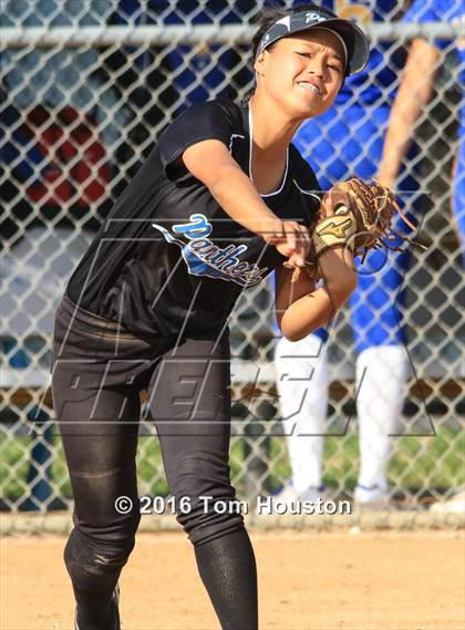 Thumbnail 2 in San Dimas vs Diamond Ranch photogallery.
