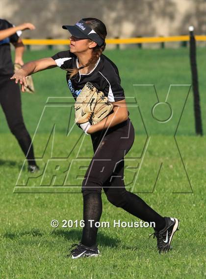 Thumbnail 2 in San Dimas vs Diamond Ranch photogallery.