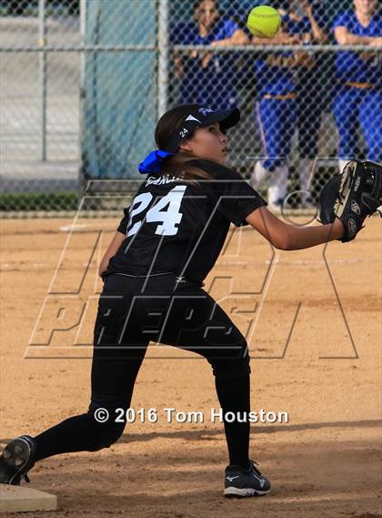 Thumbnail 2 in San Dimas vs Diamond Ranch photogallery.