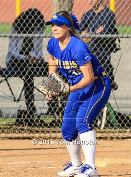 Thumbnail 2 in San Dimas vs Diamond Ranch photogallery.