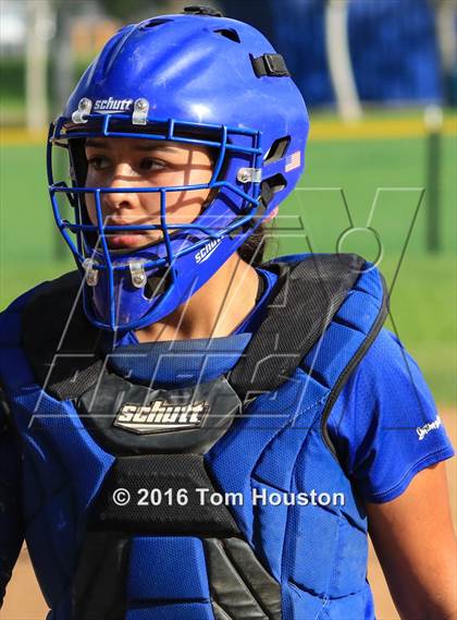 Thumbnail 3 in San Dimas vs Diamond Ranch photogallery.