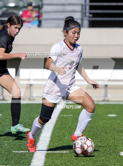 Thumbnail 2 in Burleson vs. Lewisville (LD Bell Blue Raider Invitational) photogallery.