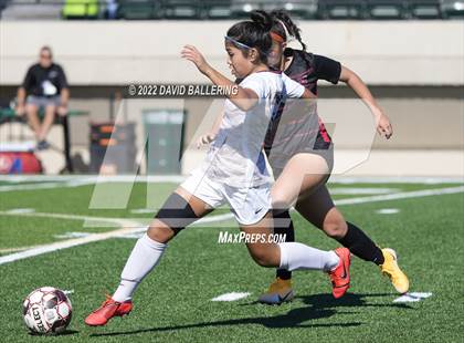 Thumbnail 2 in Burleson vs. Lewisville (LD Bell Blue Raider Invitational) photogallery.
