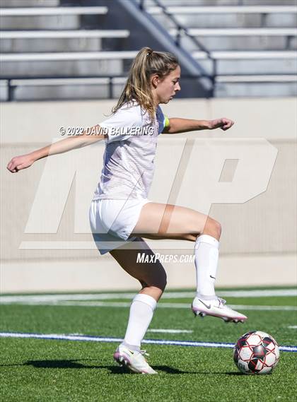 Thumbnail 1 in Burleson vs. Lewisville (LD Bell Blue Raider Invitational) photogallery.