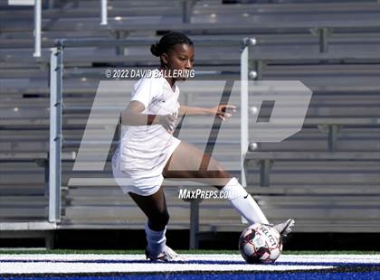 Thumbnail 2 in Burleson vs. Lewisville (LD Bell Blue Raider Invitational) photogallery.