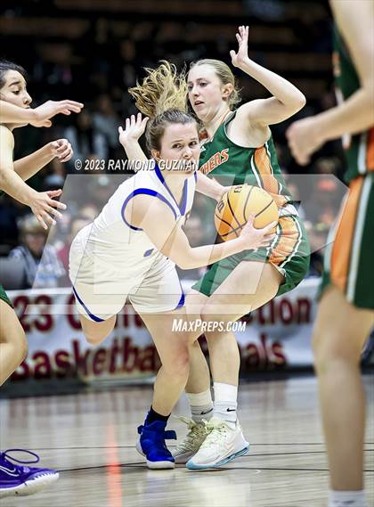 Thumbnail 3 in Porterville @ Bakersfield Christian (CIF CS Division 3 Championship) photogallery.